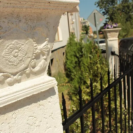 Denta Апартаменты *